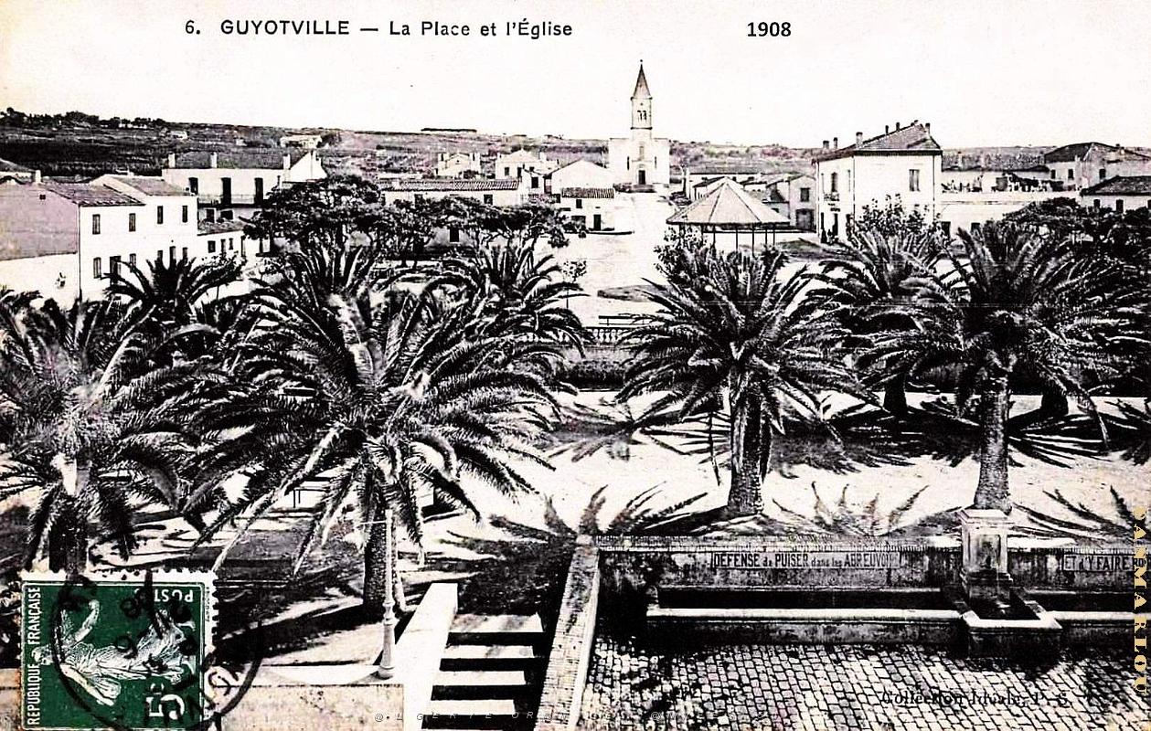 Guyotville - Place et Eglise.jpg